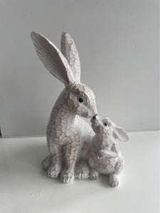 Mother & Baby Rabbit Kissing Decoration