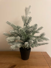 Load image into Gallery viewer, Potted Snowy Indoor Tree
