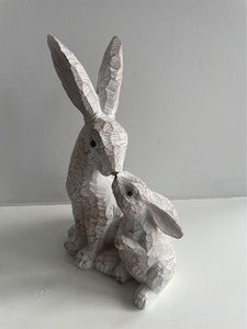 Mother & Baby Rabbit Kissing Decoration