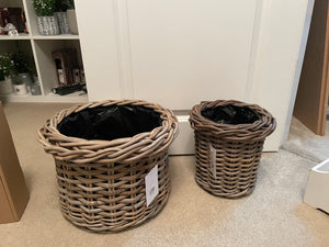 Round Basket Planters