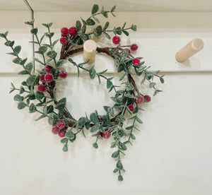 Frosted Winter Red Berry Candle Ring